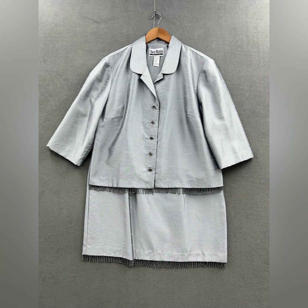 Sheri Martin Women’s Size 16 Skirt Jacket Set Gray Silk Look Beading
